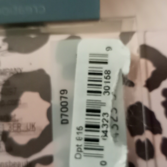 NWT 7 PIECE MANICURE SET, Pink Leopard - Picture 6 of 6